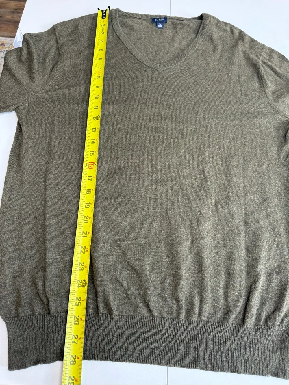J.Crew Men's V-Neck Sweater Olive size L